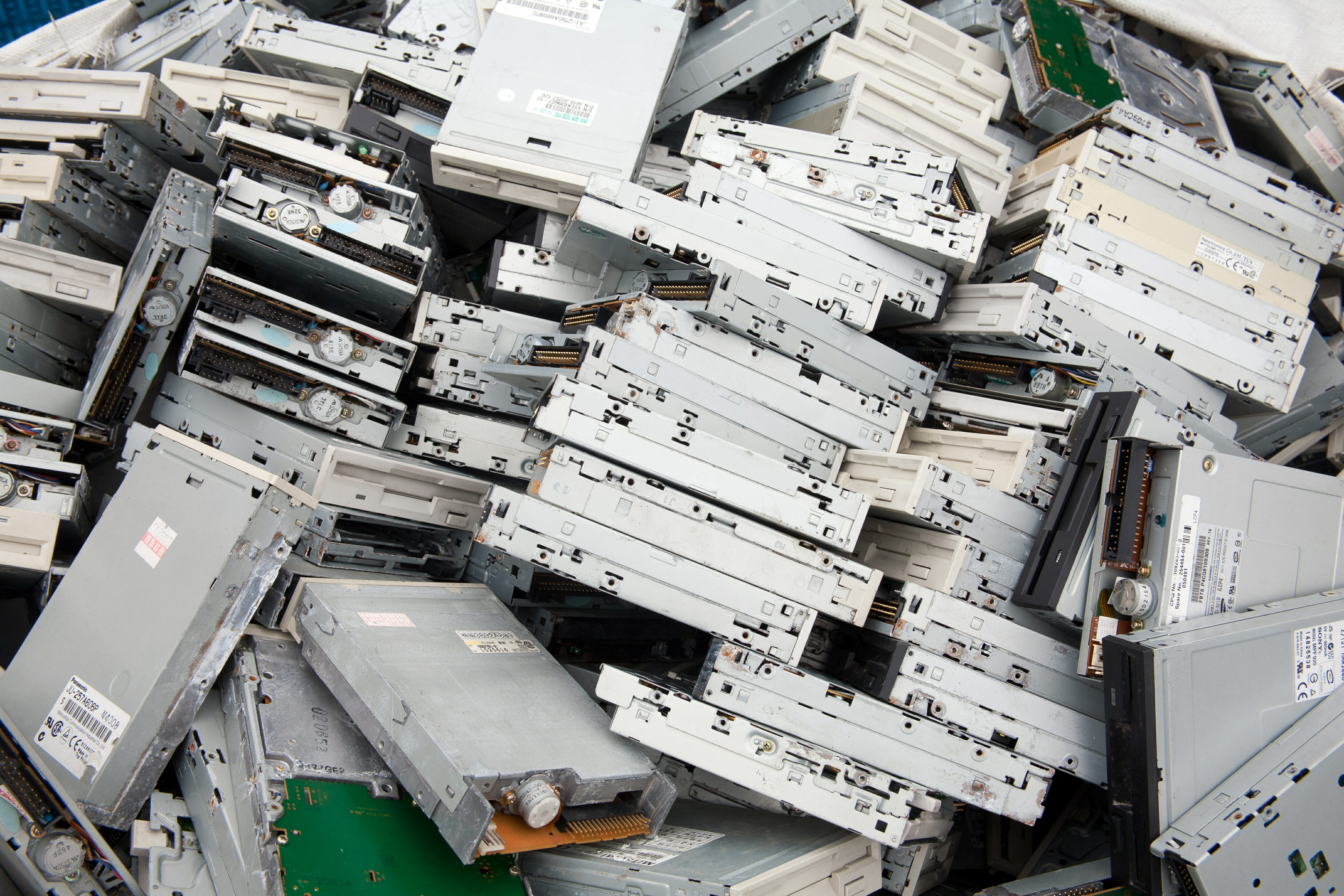 hard drive shredding, paper shredding company